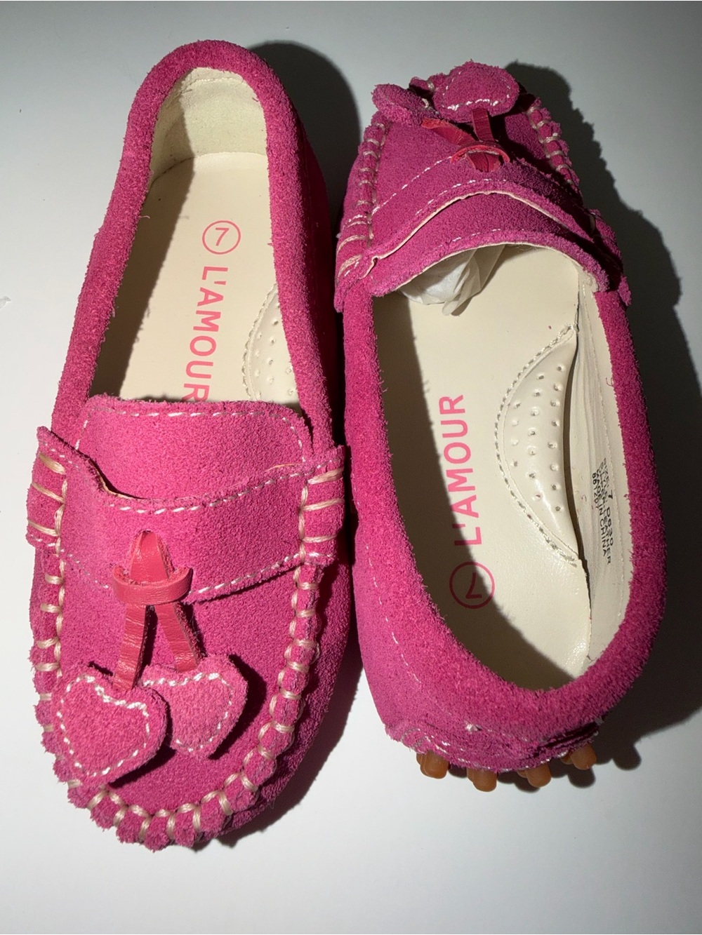 NWT L'Amour Girls Size 7 Fuchsia Suede Driving Moccasins | Heart Tassel
